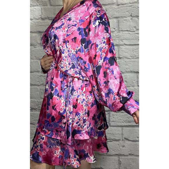 Zara Floral Satin Mini Dress - Picture 2 of 8